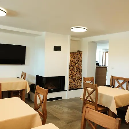 Mountain View Konukevi Nová Lesná